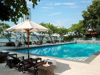 Pool
 di Shangri-La Hotel Bangkok