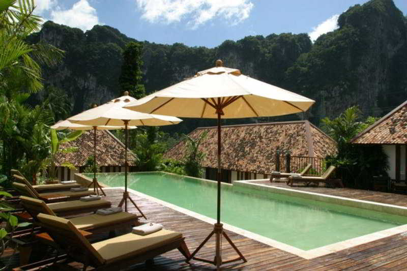 Pool
 di Cliff Ao Nang Resort