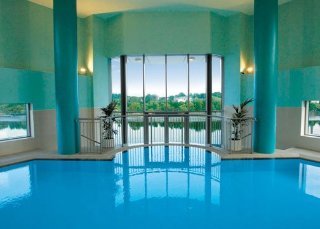 Pool
Pool
di Clarion Limerick