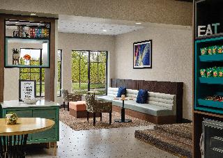 Holiday Inn Hotel & Suites Boston - Peabody