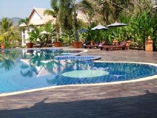 Pool
Pool
di Santi Resort and Spa