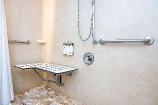 Holiday Inn Express Saugus Logan Airport