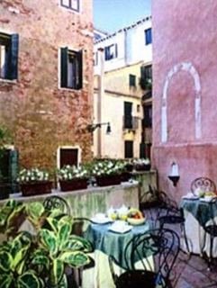 General view
General view
di Casa Verardo - Residenza D'Epoca