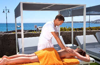 Sports and Entertainment
Sports and Entertainment
di HD Pueblo Marinero Adults Exclusive