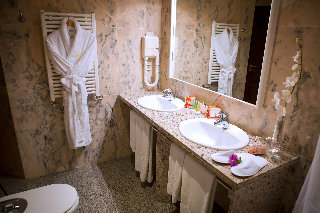 Room
Room
di Suitehotel S'Argamassa Palace