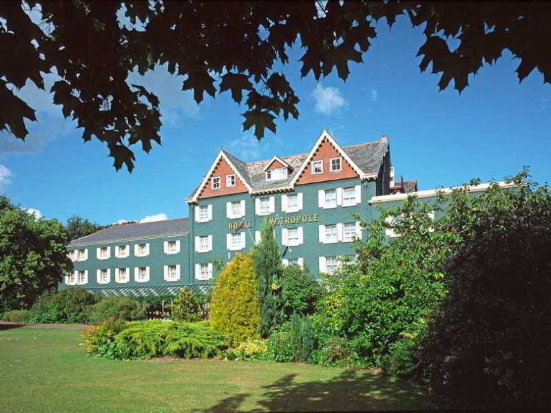 Metropole Hotel and Spa image 1
