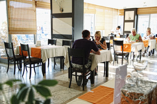 Lavitas Hotel