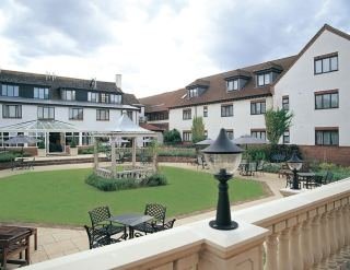 General view
General view
di The Oxford Belfry - QHotels