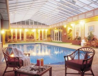 Pool
Pool
di The Oxford Belfry - QHotels