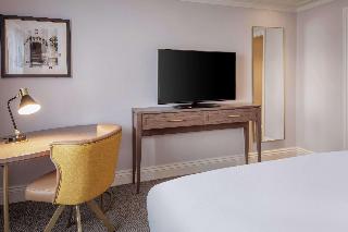 Room
Room
di The Oxford Belfry - QHotels