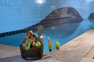 Pool
Pool
di Comfort Hotel Downtown