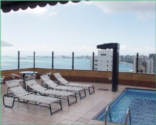 Pool
Pool
di Plaza Praia Suites