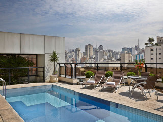Pool
Pool
di Transamerica Executive 21st Century