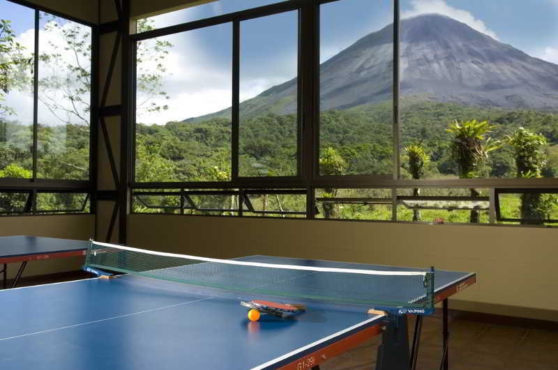 Sports and Entertainment
Sports and Entertainment
di Arenal Kioro