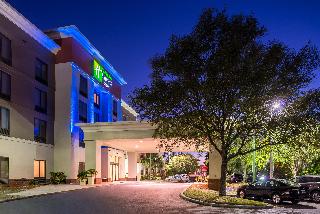Holiday Inn Express Hotel & Suites Tampa-Anderson