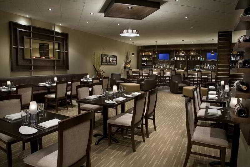Restaurant
 di Days Hotel & Conference Center Toronto Don Valley