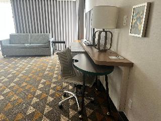 Holiday Inn Toronto Airport East