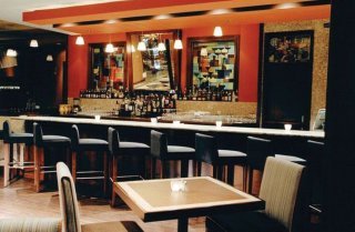 Bar
 di Hotel Universel Montreal