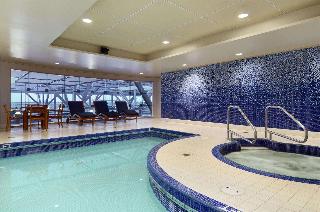 Pool
 di The Fairmont Vancouver Airport