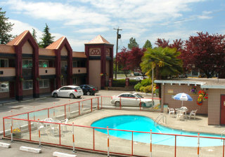 Pool
 di North Vancouver Hotel