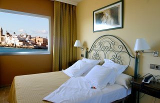 Room
Room
di Port Sitges Resort
