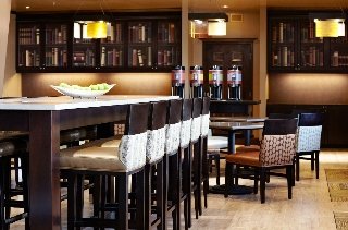 Bar
 di Hampton Inn & Suites Montreal