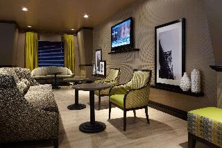 Hampton Inn & Suites by Hilton Montreal-Dorval