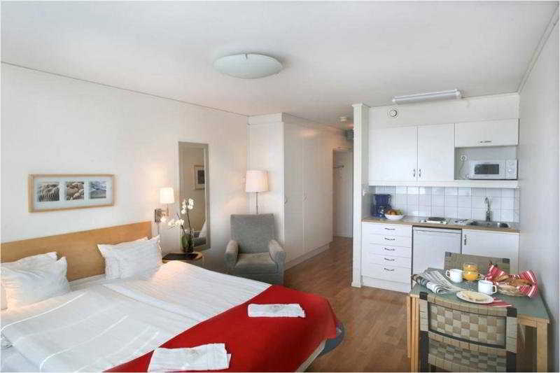 Room
Room
di StayAt Stockholm Kista