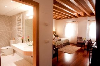 Room
Room
di San Francisco Monumento