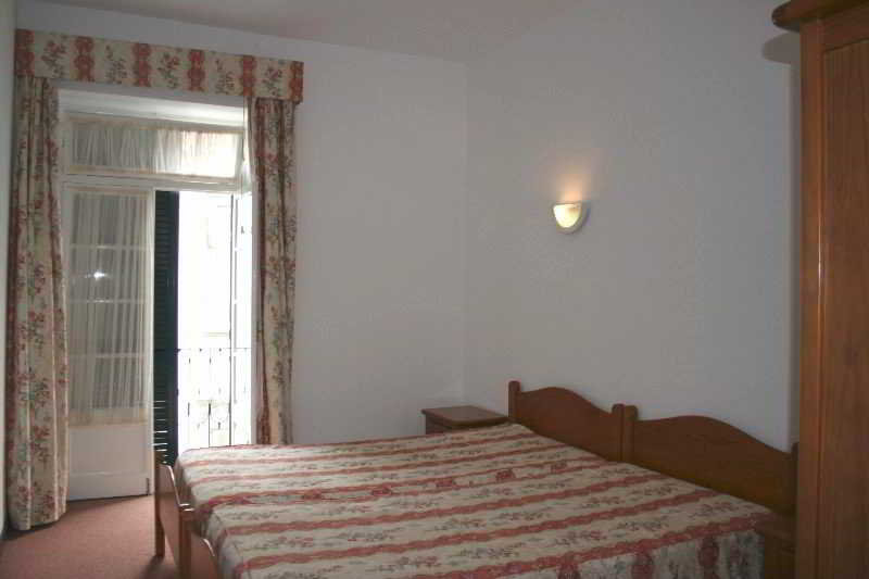 Room
Room
di Residencial Americana