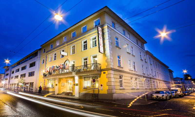 Goldenes Theater Hotel Salzburg 잘츠카머구트 Austria thumbnail