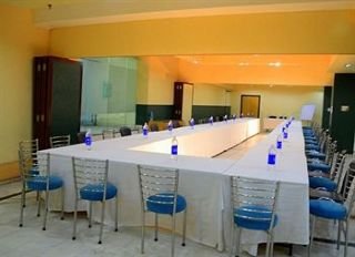 Conferences
Conferences
di Metro Heights