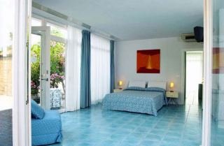 Room
Room
di Villa Paradiso