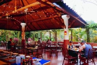 Restaurant
 di Loma Resort & Spa