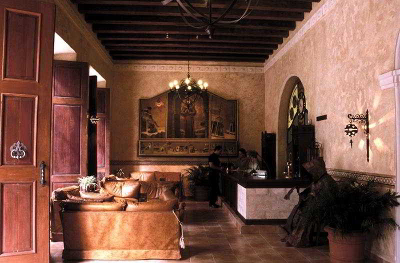 Lobby
Lobby
di Los Frailes Boutique