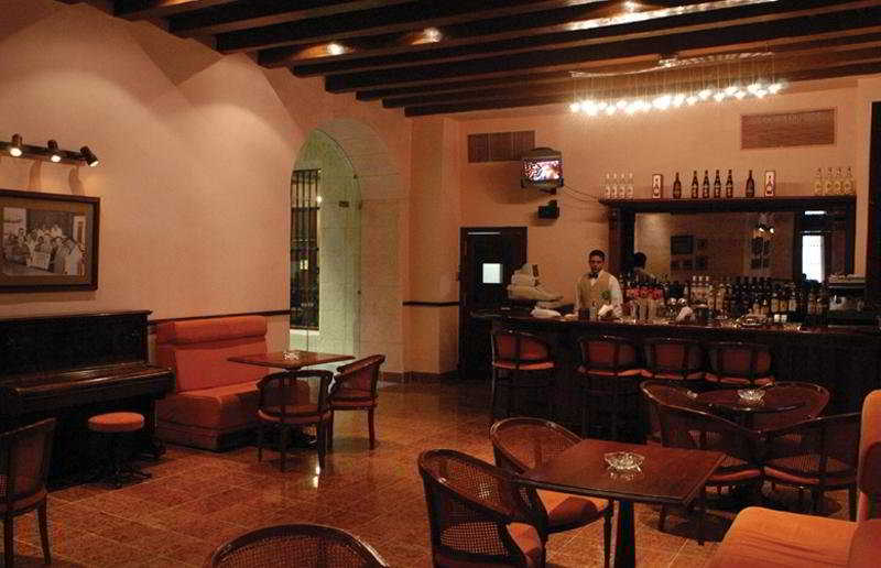 Bar
Bar
di Palacio O'Farrill Boutique