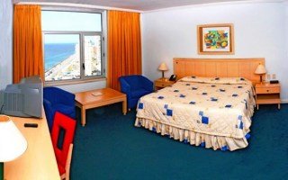Room
Room
di Gran Caribe Hotel Habana Riviera