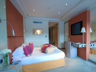 Room
Room
di Port Palace