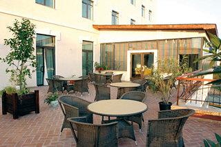 Terrace
Terrace
di Phoenicia Grand Hotel