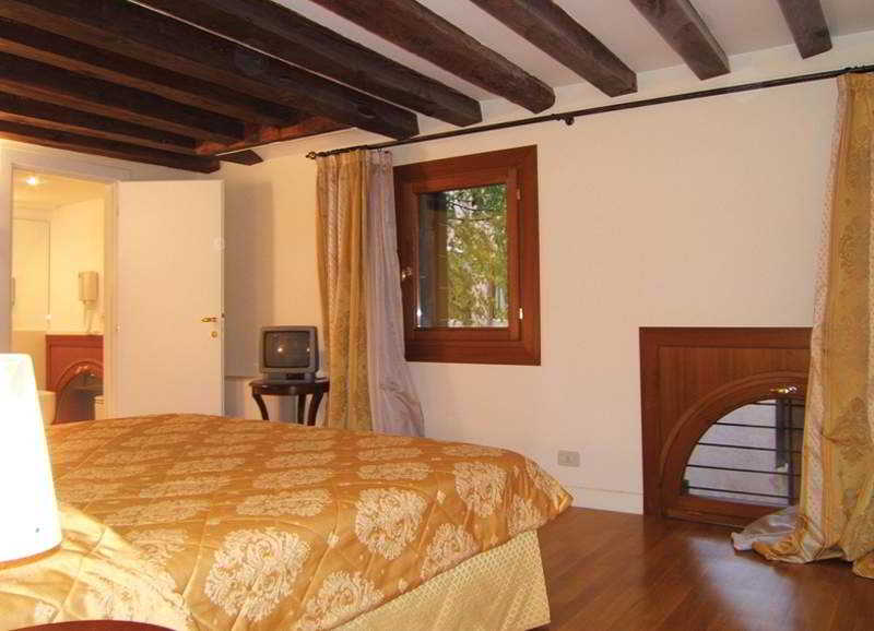 Room
Room
di Palazzo Vitturi