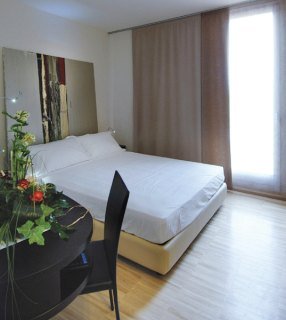 Room
Room
di VICENZA VERGILIUS HOTEL SPA & BUSINESS RESORT