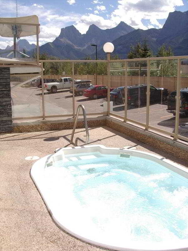 Pool
 di Quality Resort Chateau Canmore