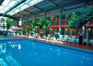 Pool
 di Comfort Inn Clifton Hill