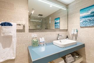 Room
Room
di Amsterdam Manor Beach Resort