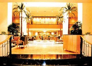 Lobby
 di Corus Hotel Kuala Lumpur