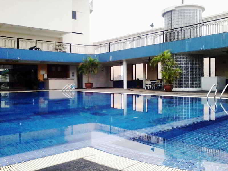 Pool
 di Dynasty Hotel Kuala Lumpur