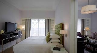 Room
 di Ambassador Row Serviced Suites by Lanson Place