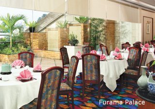 Restaurant
 di Furama City Centre