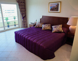 Room
Room
di Presa Di Finica Hotel & Suites