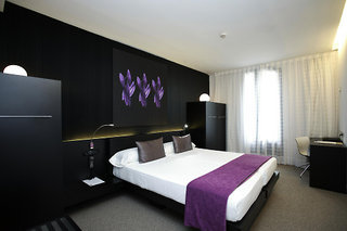 Room
Room
di Petit Palace Barcelona